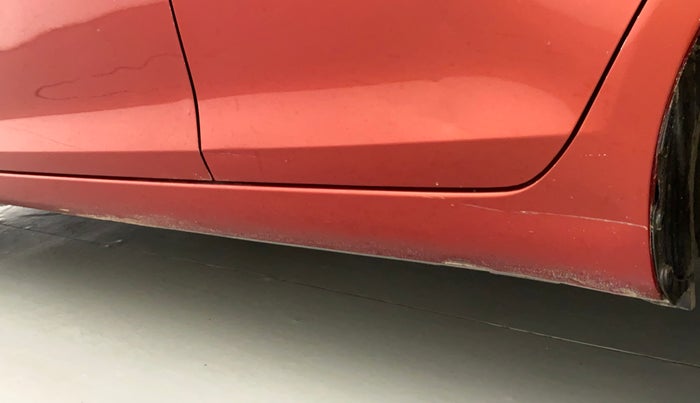 2012 Maruti Swift VXI, Petrol, Manual, 1,20,598 km, Left running board - Slightly dented