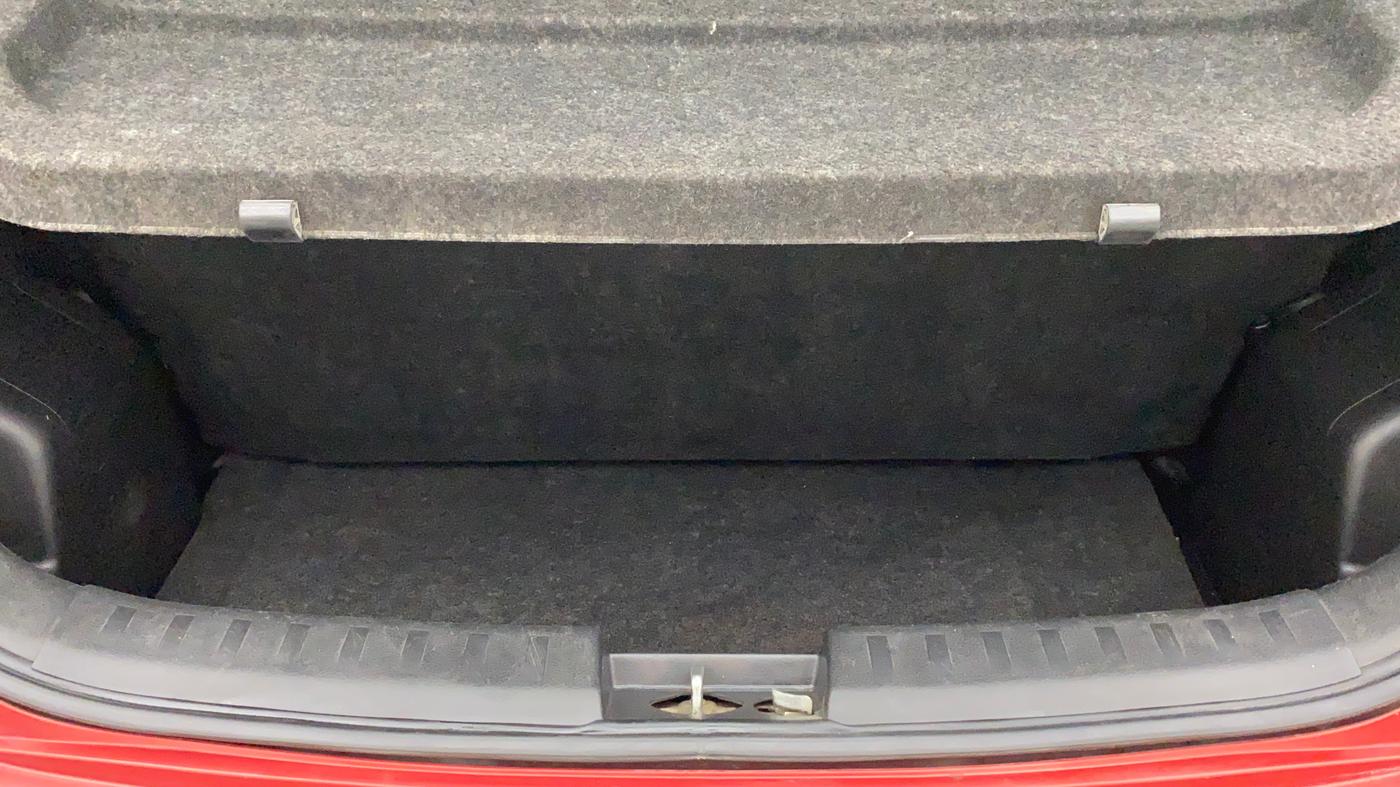 2012 Maruti Swift VXI, Petrol, Manual, 1,20,598 km, Boot Inside