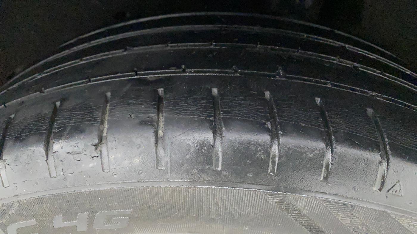 2017 Maruti Baleno ZETA CVT PETROL 1.2, Petrol, Automatic, 39,635 km, Left Rear Tyre Tread