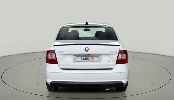 2021 Skoda Rapid 1.0 AMBITION TSI MT, Petrol, Manual, 27,383 km, Back/Rear