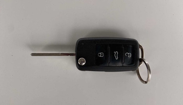 2021 Skoda Rapid 1.0 AMBITION TSI MT, Petrol, Manual, 27,383 km, Key Close Up