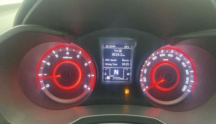 2019 Mahindra XUV300 W8 1.2 PETROL, Petrol, Manual, 17,639 km, Odometer Image