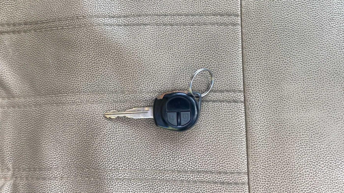 2015 Maruti Wagon R 1.0 VXI, Petrol, Manual, 45,012 km, Key Close Up