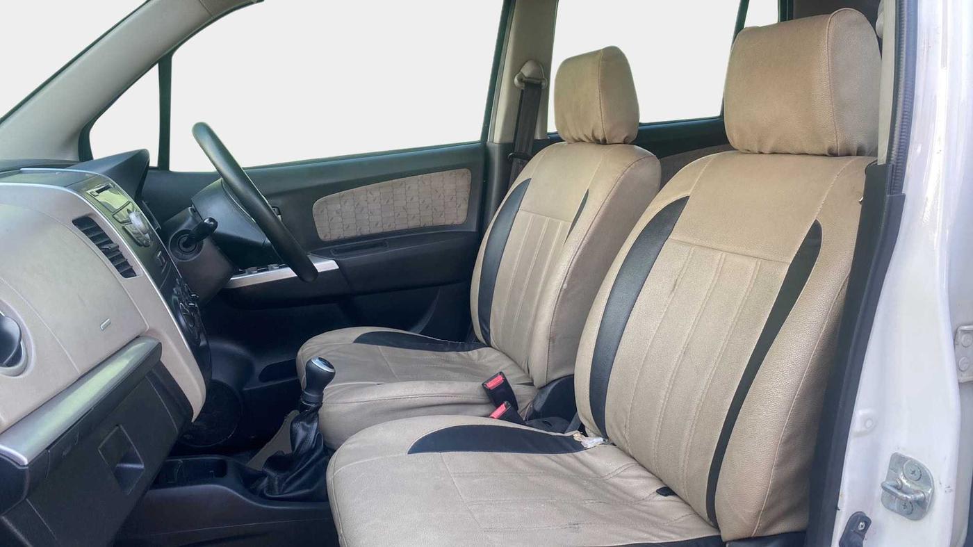 2015 Maruti Wagon R 1.0 VXI, Petrol, Manual, 45,012 km, Right Side Front Door Cabin