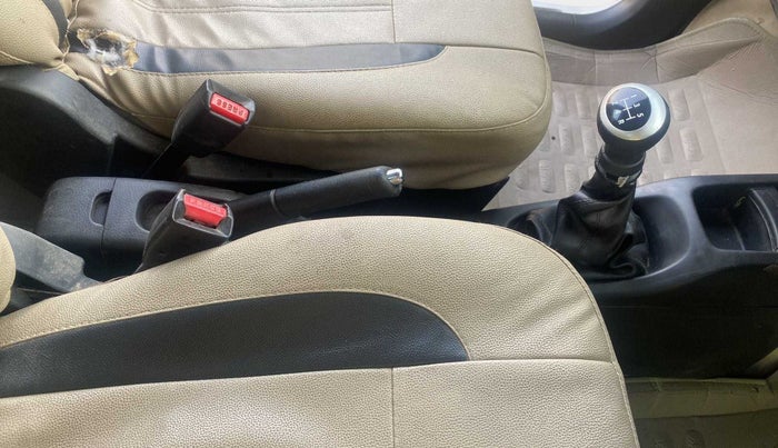 2015 Maruti Wagon R 1.0 VXI, Petrol, Manual, 45,012 km, Gear Lever