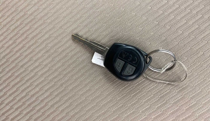 2020 Maruti Ciaz DELTA AT 1.5 SHVS PETROL, Petrol, Automatic, 57,803 km, Key Close Up