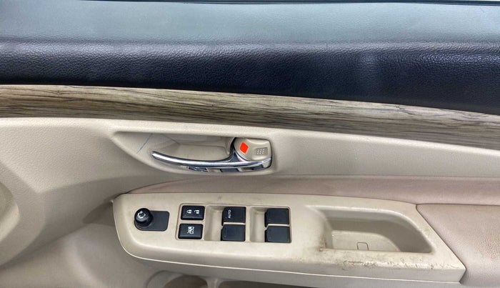 2020 Maruti Ciaz DELTA AT 1.5 SHVS PETROL, Petrol, Automatic, 57,803 km, Driver Side Door Panels Control