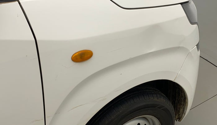2019 Maruti New Wagon-R LXI CNG (O) 1.0, CNG, Manual, 90,671 km, Right fender - Slightly dented