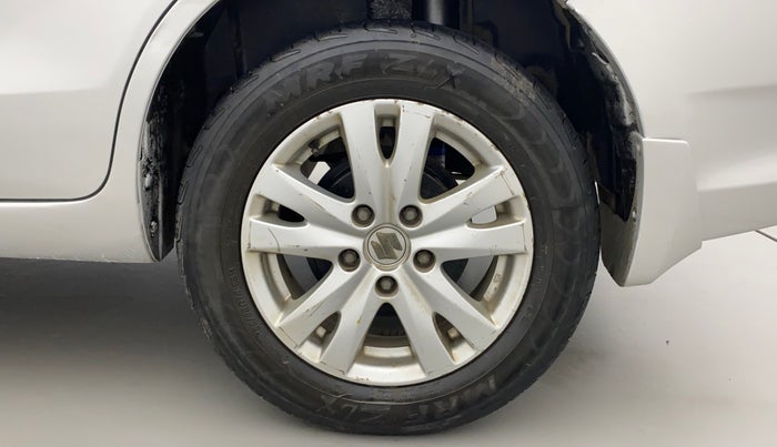 2016 Maruti Ertiga ZDI SHVS, Diesel, Manual, 1,05,772 km, Left Rear Wheel