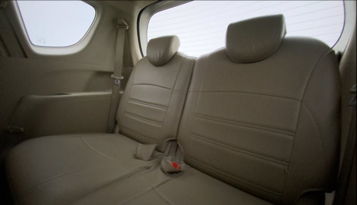 2016 Maruti Ertiga ZDI SHVS, Diesel, Manual, 1,05,772 km, Third Seat Row ( optional )