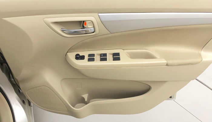 2016 Maruti Ertiga ZDI SHVS, Diesel, Manual, 1,05,772 km, Driver Side Door Panels Control