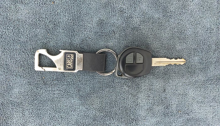 2016 Maruti Ertiga ZDI SHVS, Diesel, Manual, 1,05,772 km, Key Close Up