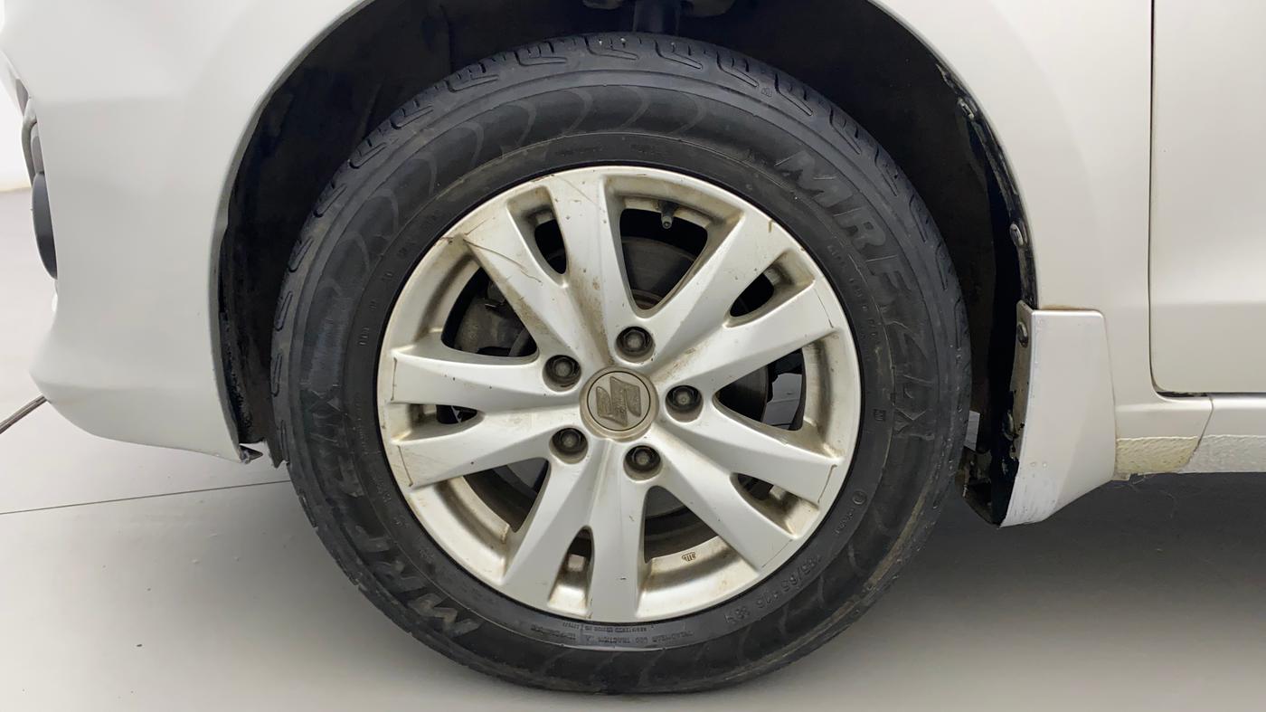 2016 Maruti Ertiga ZDI SHVS, Diesel, Manual, 1,05,772 km, Left Front Wheel