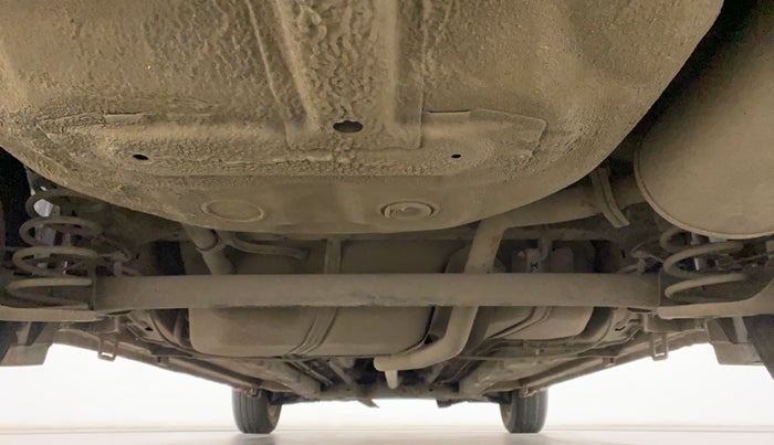 2015 Maruti Ciaz ZDI, Diesel, Manual, 85,308 km, Rear Underbody