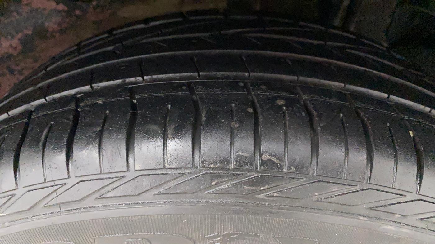 2017 Tata NEXON XZ PLUS PETROL, Petrol, Manual, 39,307 km, Left Rear Tyre Tread