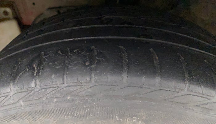 2017 Tata NEXON XZ PLUS PETROL, Petrol, Manual, 39,307 km, Left Front Tyre Tread