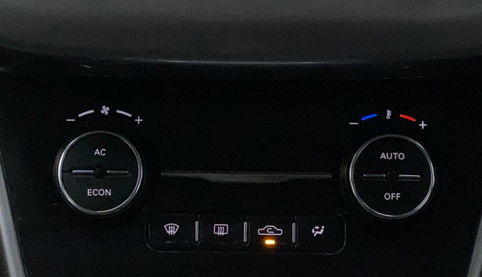 2017 Tata NEXON XZ PLUS PETROL, Petrol, Manual, 39,307 km, Automatic Climate Control