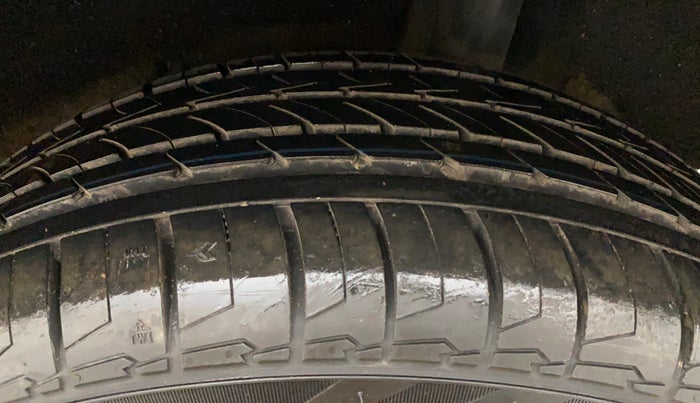 2019 Toyota Glanza G, Petrol, Manual, 53,435 km, Left Rear Tyre Tread