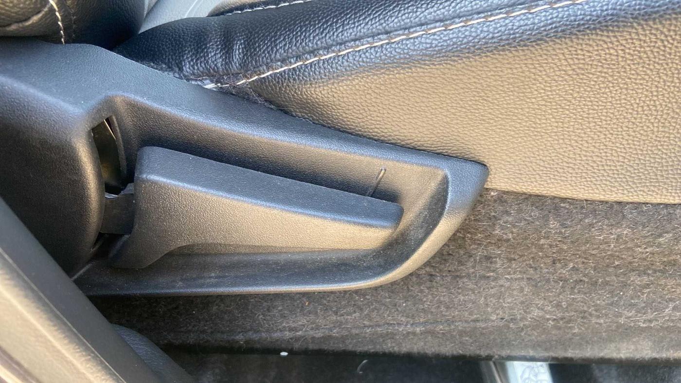 2022 Maruti Alto K10 VXI PLUS, Petrol, Manual, 4,250 km, Driver Side Adjustment Panel
