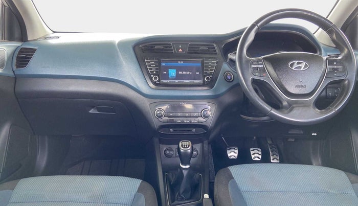 2016 Hyundai i20 Active 1.2 SX, Petrol, Manual, 1,24,102 km, Dashboard