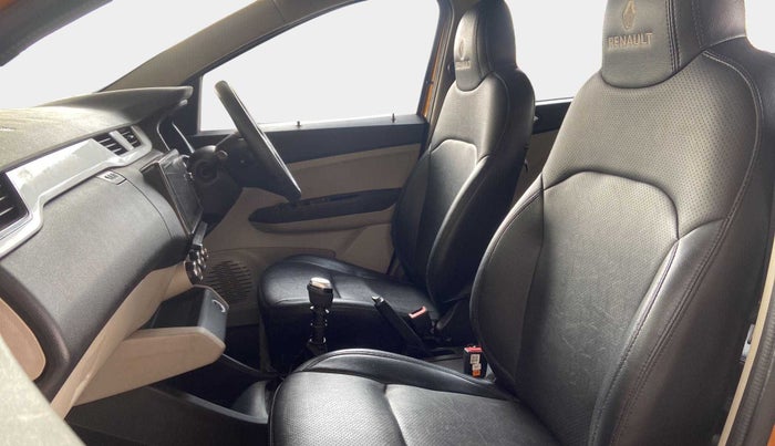 2019 Renault TRIBER RXZ, Petrol, Manual, 30,056 km, Right Side Front Door Cabin