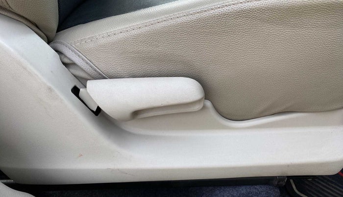 2019 Maruti Celerio ZXI, Petrol, Manual, 37,004 km, Driver Side Adjustment Panel