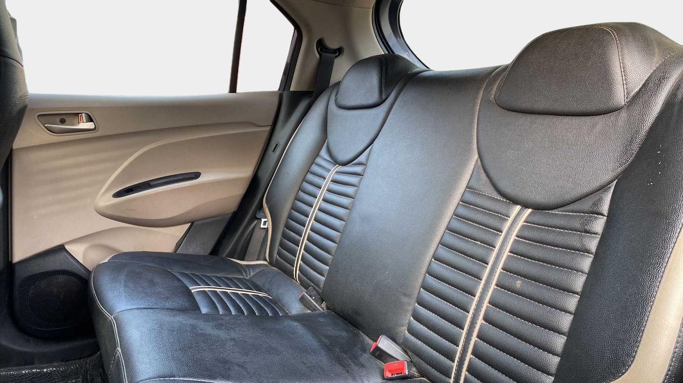2018 Hyundai NEW SANTRO SPORTZ CNG, CNG, Manual, 90,389 km, Right Side Rear Door Cabin
