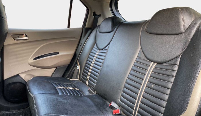 2018 Hyundai NEW SANTRO SPORTZ CNG, CNG, Manual, 90,389 km, Right Side Rear Door Cabin