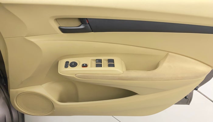 2012 Honda City 1.5L I-VTEC S MT, Petrol, Manual, 53,766 km, Driver Side Door Panels Control