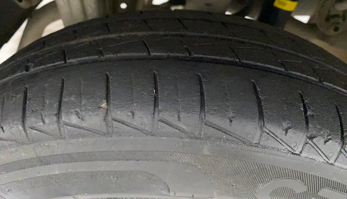 2021 Maruti Alto LXI, Petrol, Manual, 47,877 km, Right Rear Tyre Tread