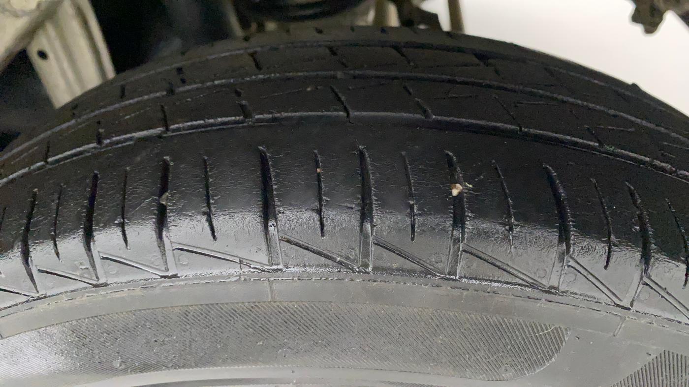 2021 Maruti Alto LXI, Petrol, Manual, 47,877 km, Left Rear Tyre Tread