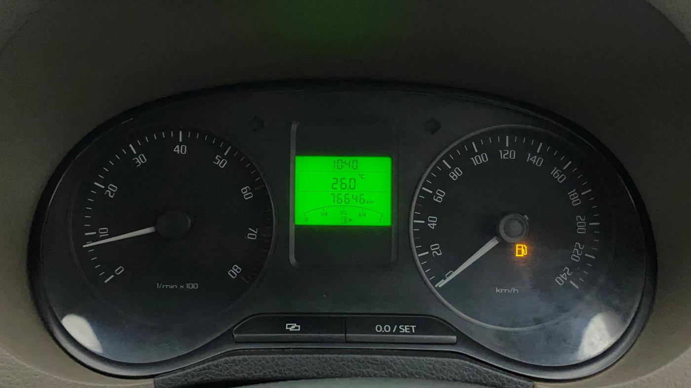 2012 Skoda Rapid AMBITION 1.6 MPI MT, Petrol, Manual, 76,646 km, Odometer Image