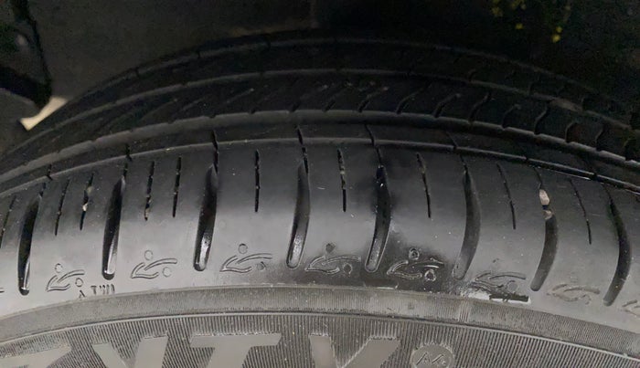 2022 Hyundai GRAND I10 NIOS SPORTZ 1.0 TURBO GDI, Petrol, Manual, 8,396 km, Right Rear Tyre Tread