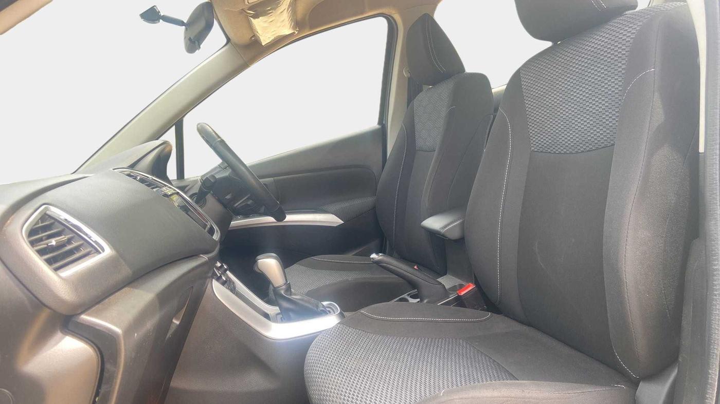 2021 Maruti S Cross ZETA AT 1.5, Petrol, Automatic, 15,536 km, Right Side Front Door Cabin