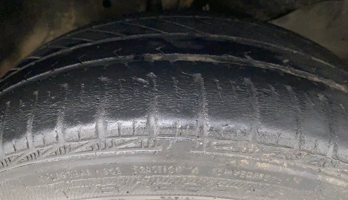 2013 Honda Amaze 1.2L I-VTEC S, Petrol, Manual, 44,684 km, Right Front Tyre Tread