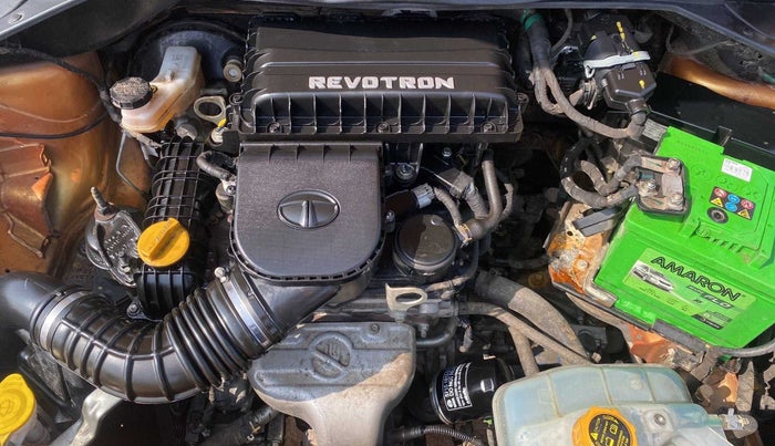 2018 Tata Tiago XE PETROL, Petrol, Manual, 18,011 km, Open Bonet