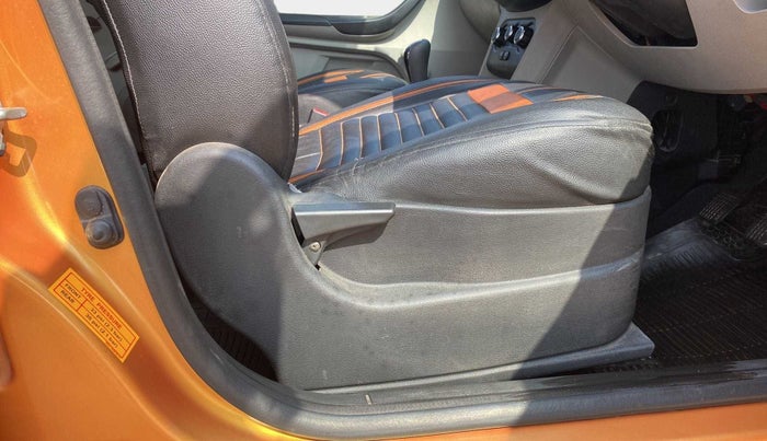 2018 Tata Tiago XE PETROL, Petrol, Manual, 18,011 km, Driver Side Adjustment Panel