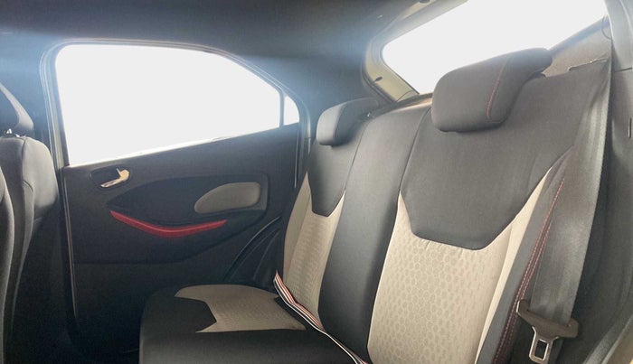 2020 Ford FREESTYLE FLAIR EDITION 1.2 PETROL, Petrol, Manual, 38,601 km, Right Side Rear Door Cabin