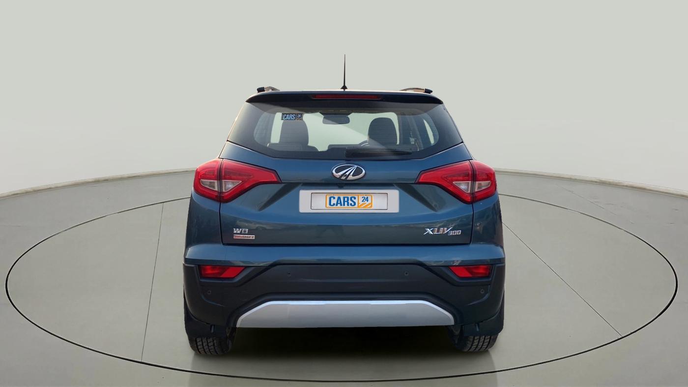 2020 Mahindra XUV300 W8 (O) 1.5 DIESEL AMT, Diesel, Automatic, 13,248 km, Back/Rear
