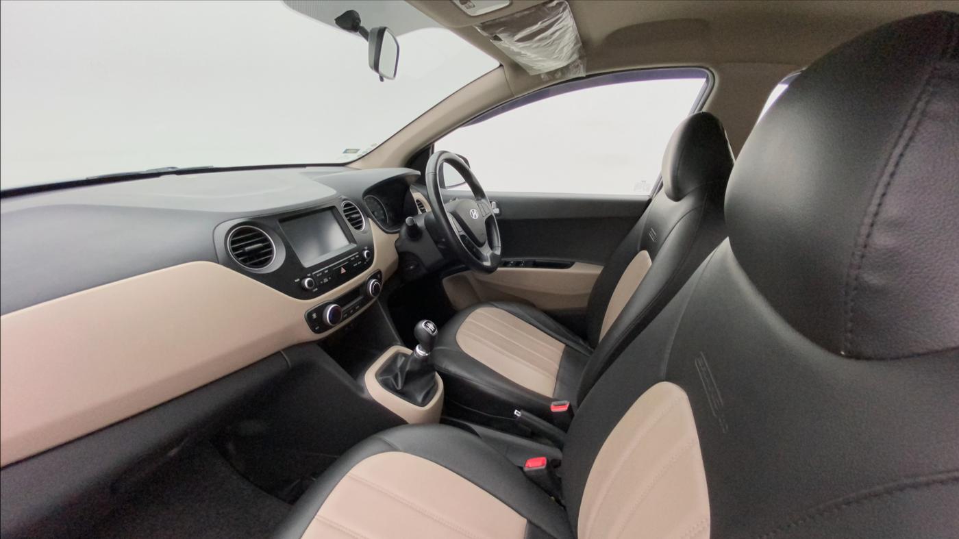 2017 Hyundai Grand i10 ASTA 1.2 KAPPA VTVT, Petrol, Manual, 11,268 km, Right Side Front Door Cabin