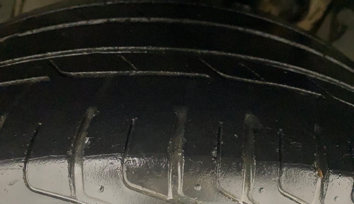 2018 Tata NEXON XZA PLUS PETROL, Petrol, Automatic, 63,160 km, Left Front Tyre Tread