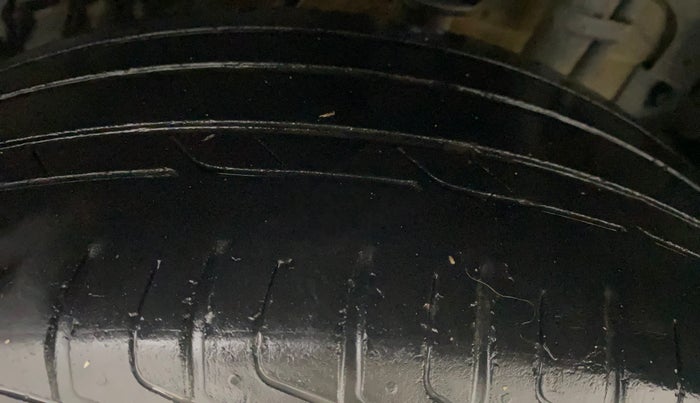 2018 Tata NEXON XZA PLUS PETROL, Petrol, Automatic, 63,160 km, Left Rear Tyre Tread