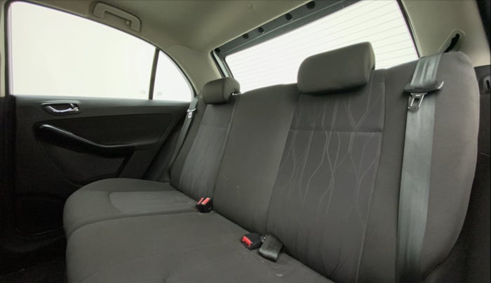 2015 Tata Bolt XT REVOTRON, Petrol, Manual, 22,846 km, Right Side Rear Door Cabin