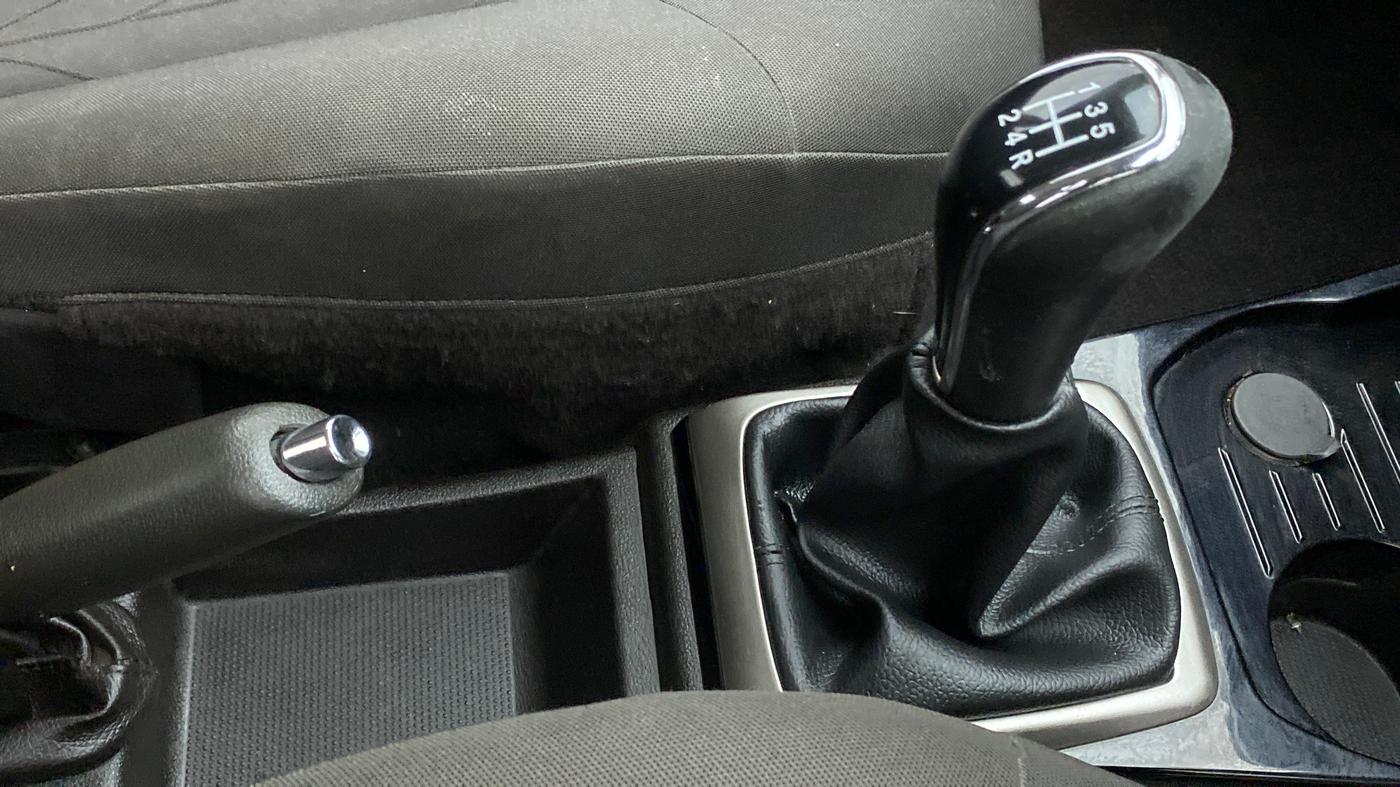 2015 Tata Bolt XT REVOTRON, Petrol, Manual, 22,846 km, Gear Lever