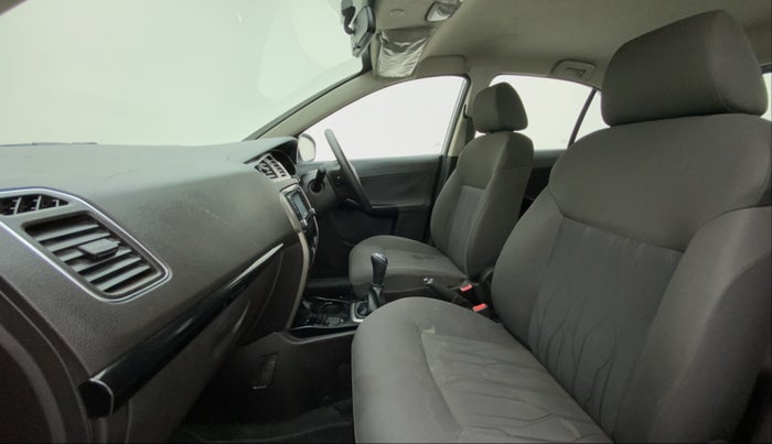 2015 Tata Bolt XT REVOTRON, Petrol, Manual, 22,846 km, Right Side Front Door Cabin