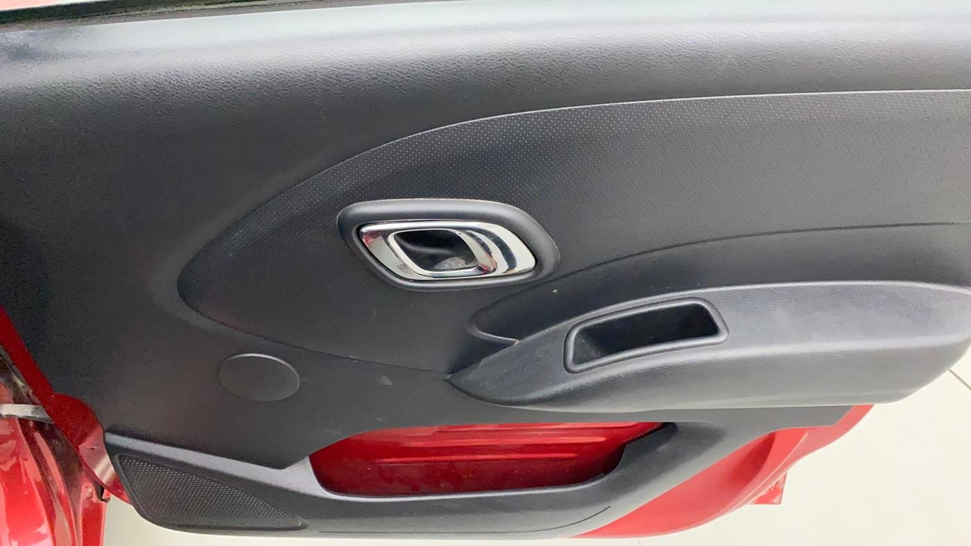 2018 Datsun Redi Go T(O) 0.8L LIMITED EDITION, Petrol, Manual, 50,352 km, Driver Side Door Panels Control