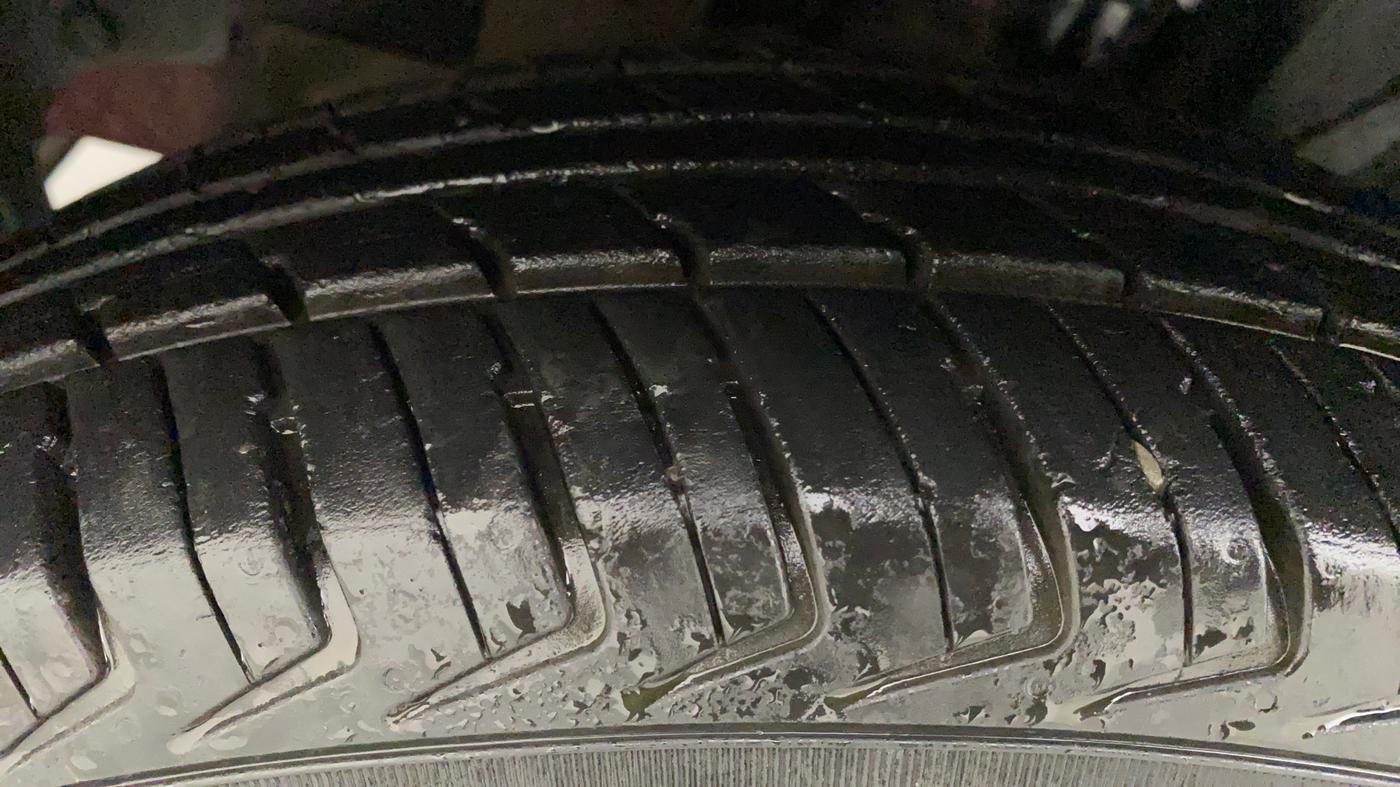 2018 Datsun Redi Go T(O) 0.8L LIMITED EDITION, Petrol, Manual, 50,352 km, Left Front Tyre Tread