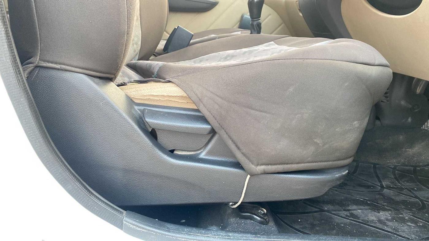 2018 Hyundai Eon D-LITE+, Petrol, Manual, 33,376 km, Driver Side Adjustment Panel