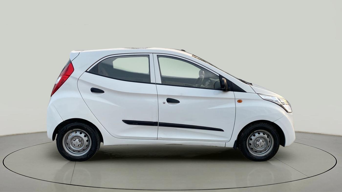 2018 Hyundai Eon D-LITE+, Petrol, Manual, 33,376 km, Right Side View