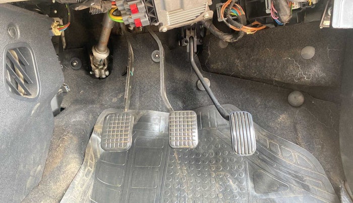 2018 Tata Tiago XZ PETROL, Petrol, Manual, 34,726 km, Pedals